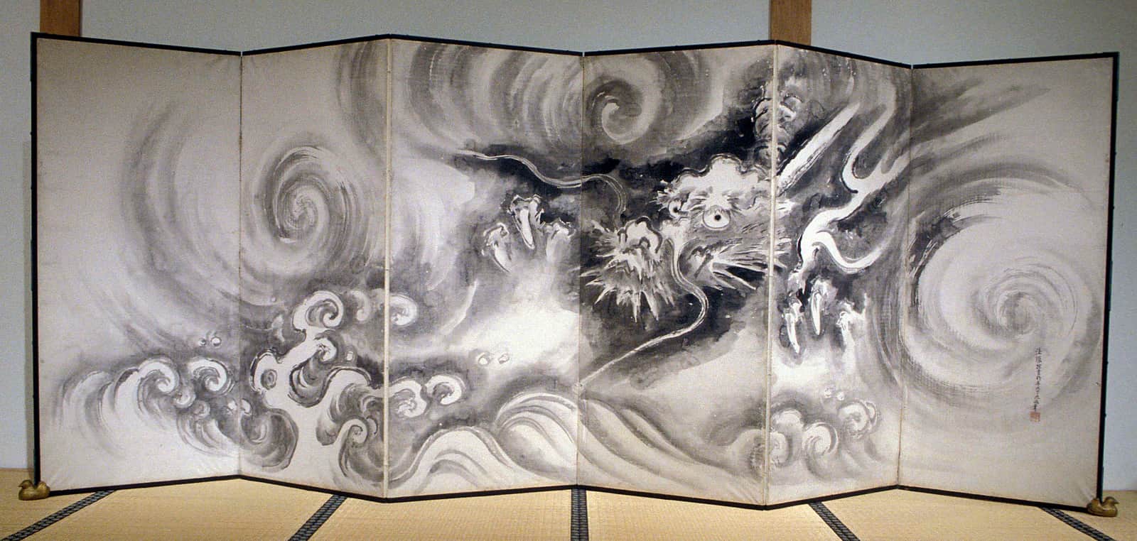 Dragon among Clouds
