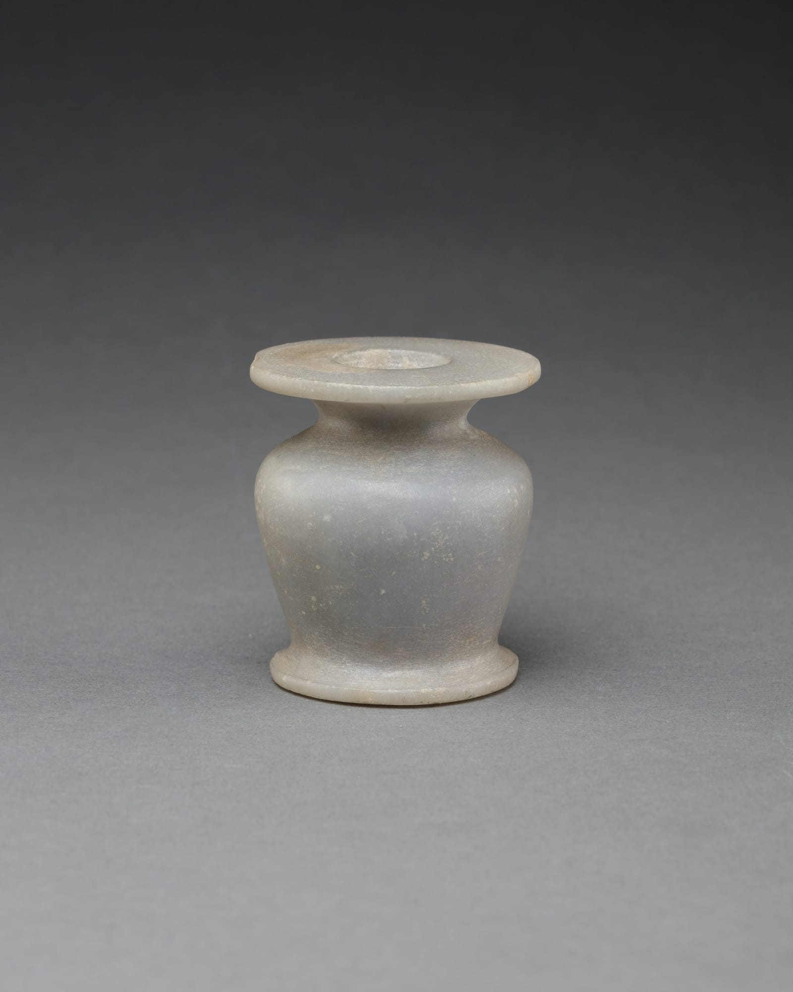 Cosmetic Vessel